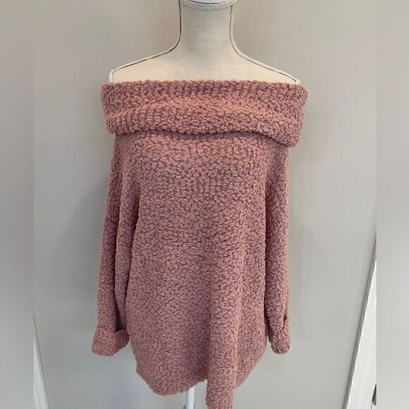 Pink medium, x large. Cowl neck sweater. Sherpa like knit. - Picture 3 of 5